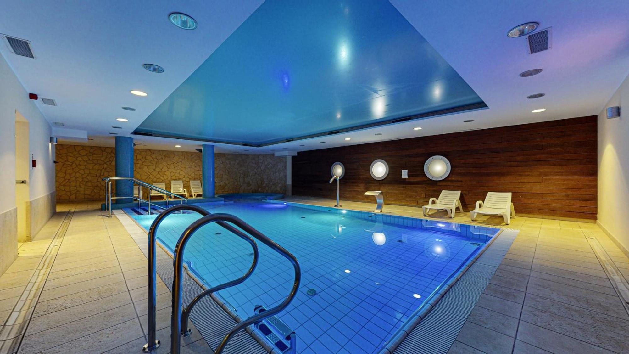 Hotel Mona Lisa Wellness & Spa Kolobrzeg Exterior photo