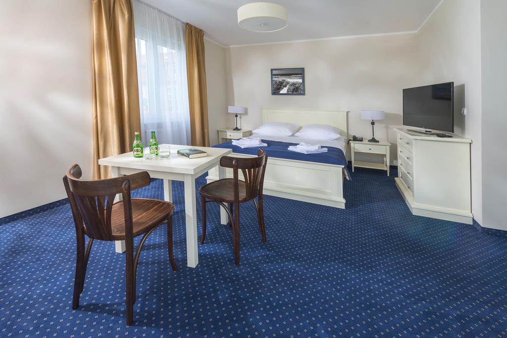 Hotel Mona Lisa Wellness & Spa Kolobrzeg Exterior photo
